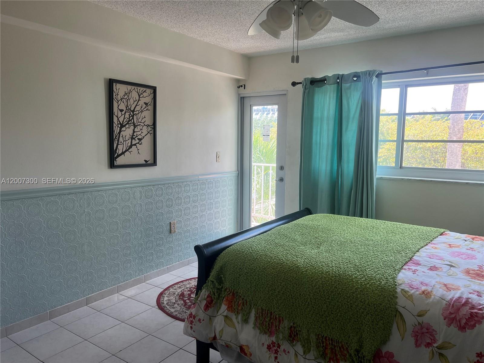 1820 JAMES AVE CONDO - Residential