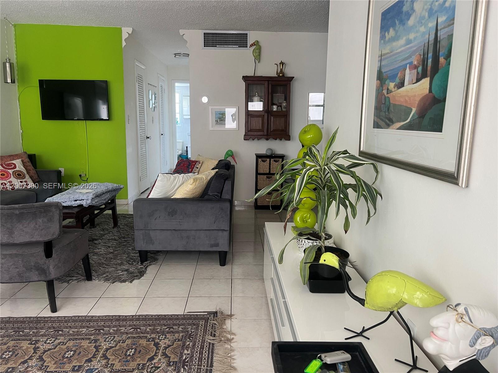 1820 JAMES AVE CONDO - Residential