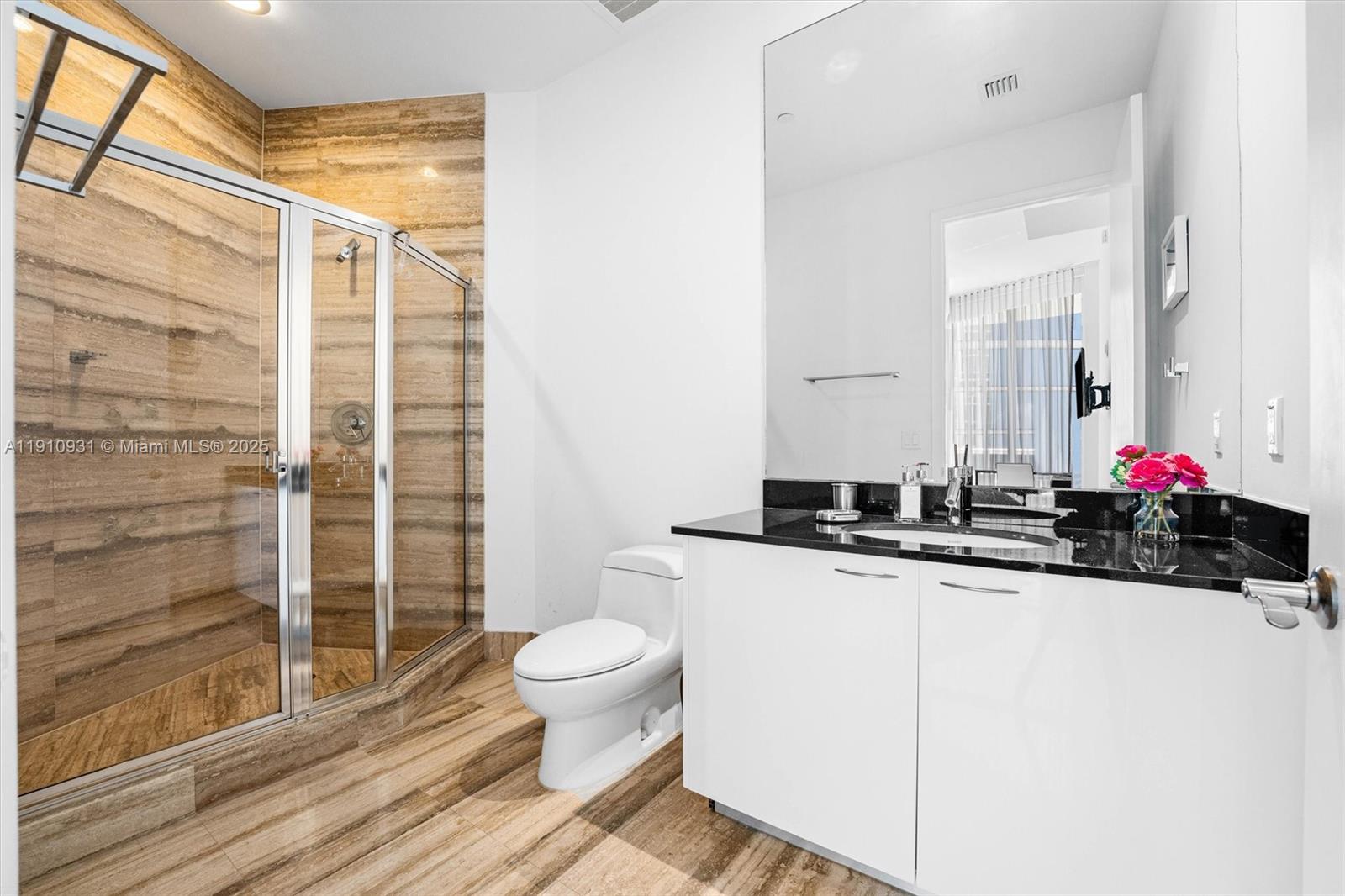 TDR TOWER III CONDO - Residential Lease