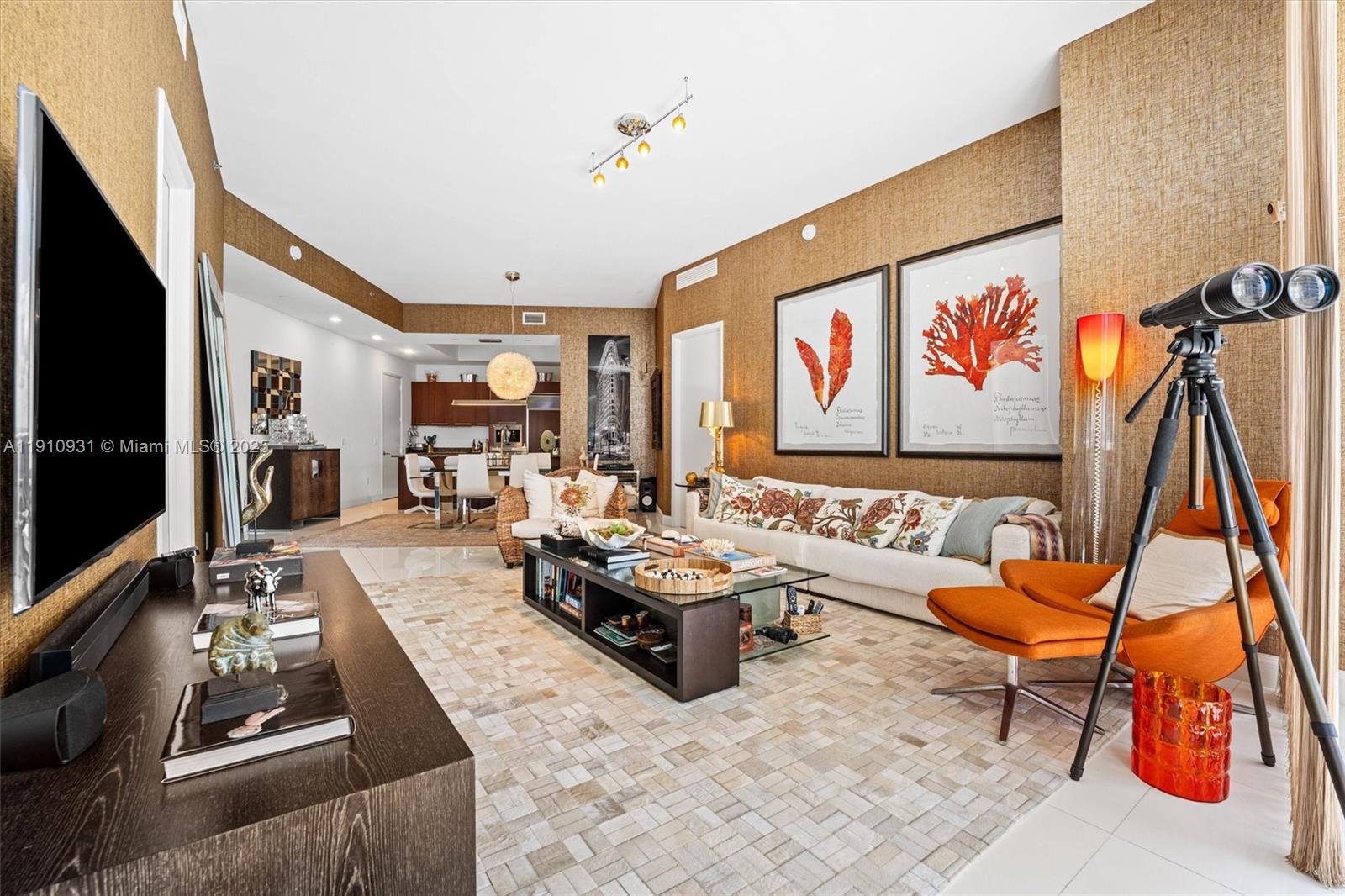 TDR TOWER III CONDO - Residential Lease