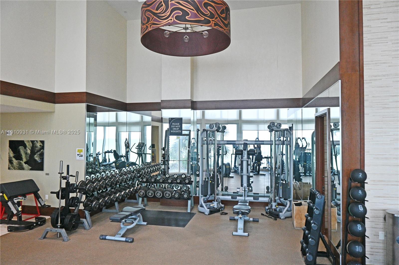 TDR TOWER III CONDO - Residential Lease