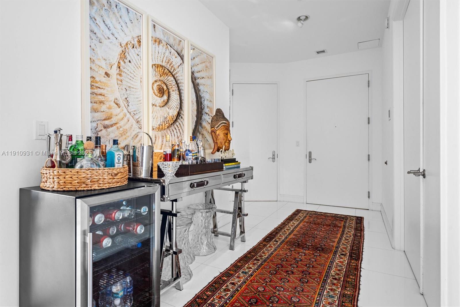 TDR TOWER III CONDO - Residential Lease