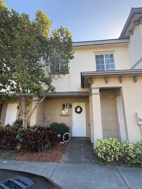 MARSH HARBOUR 3 CONDO - Residential Lease