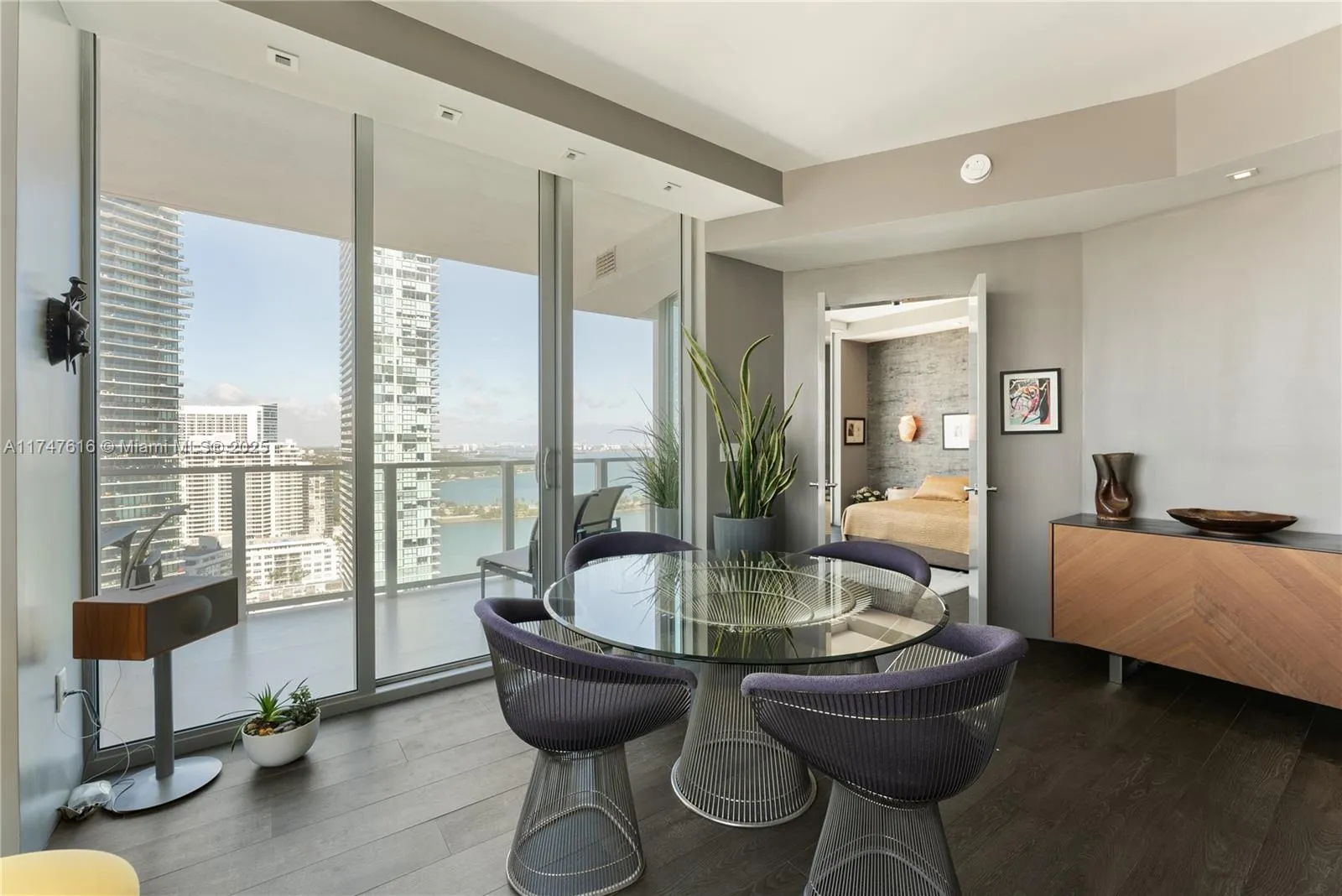 Miami, Florida 33137, United States, 2 Bedrooms Bedrooms, ,3 BathroomsBathrooms,Residential,Active,1431