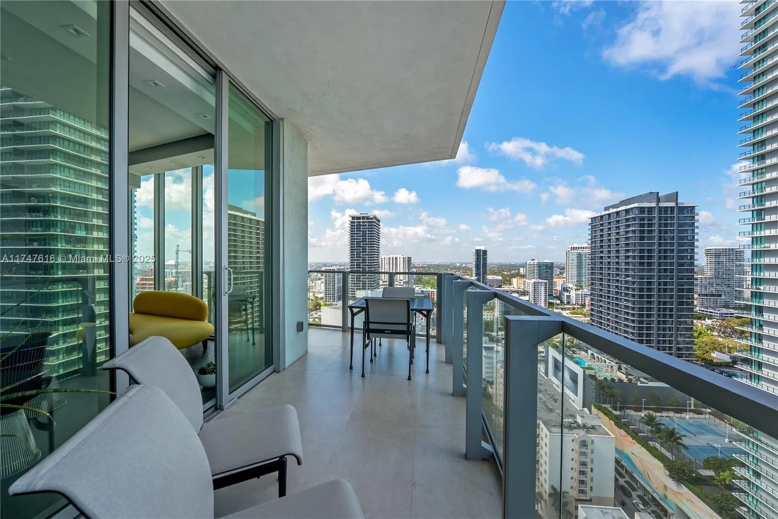 Miami, Florida 33137, United States, 2 Bedrooms Bedrooms, ,3 BathroomsBathrooms,Residential,Active,1431