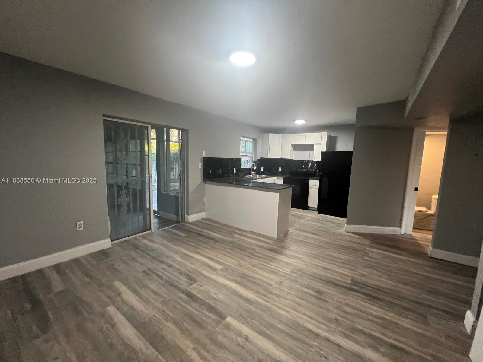451 NE 136th St I-101