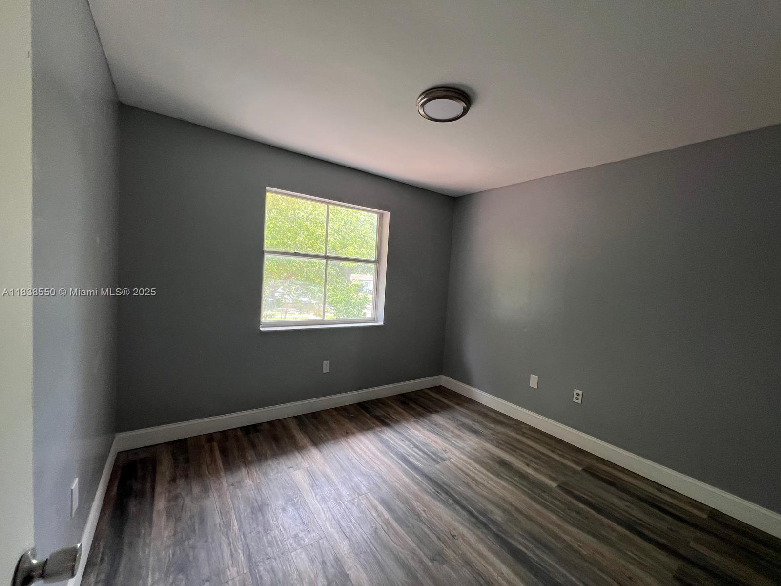 MOUNTCLAIR VILLAS CONDO - Residential Lease