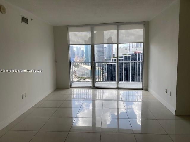 1750 N Bayshore Dr 3112