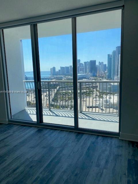 OPERA TOWER CONDO - Residential