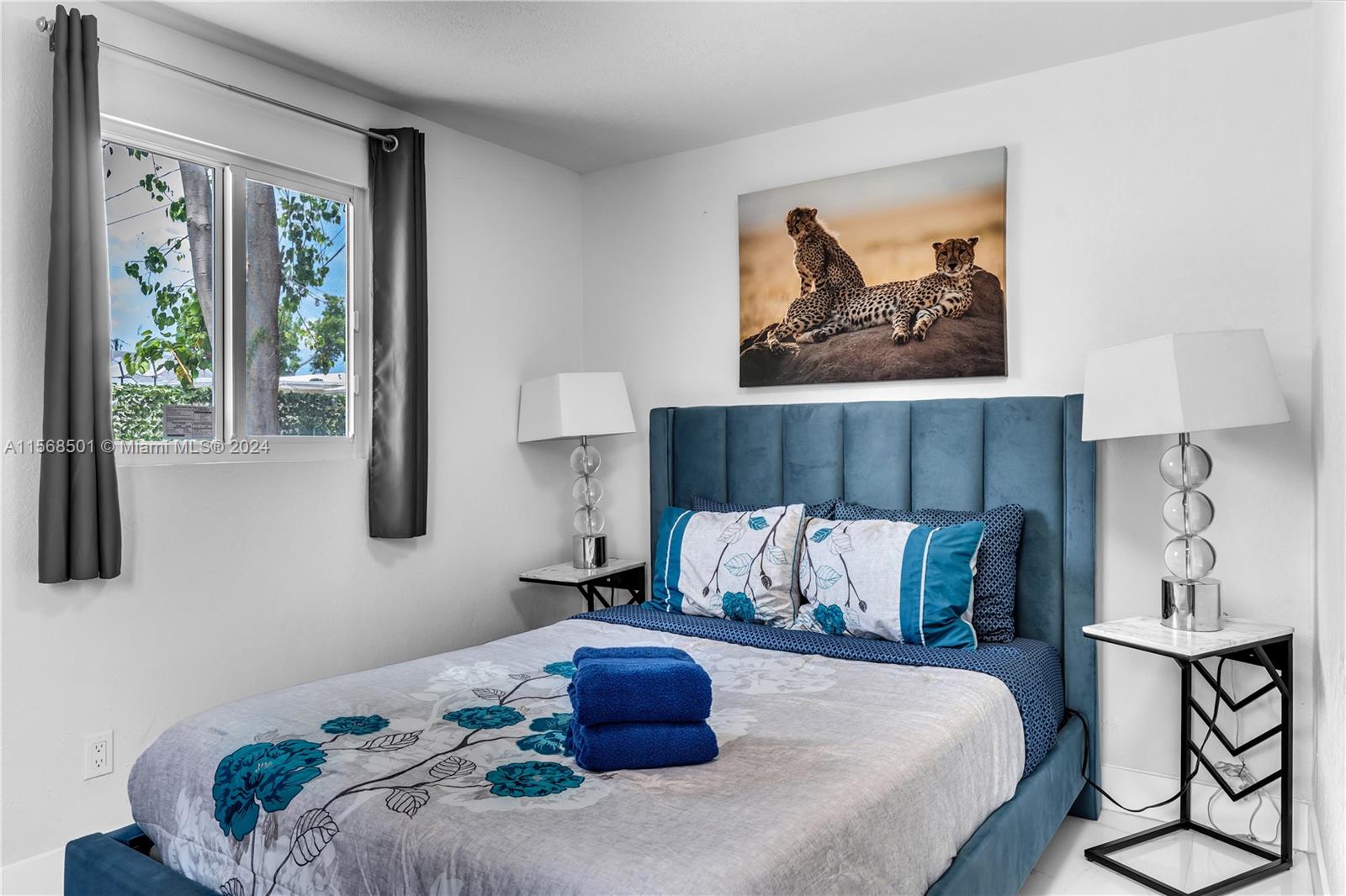 COLUMBIA PARK CORR PL - Residential