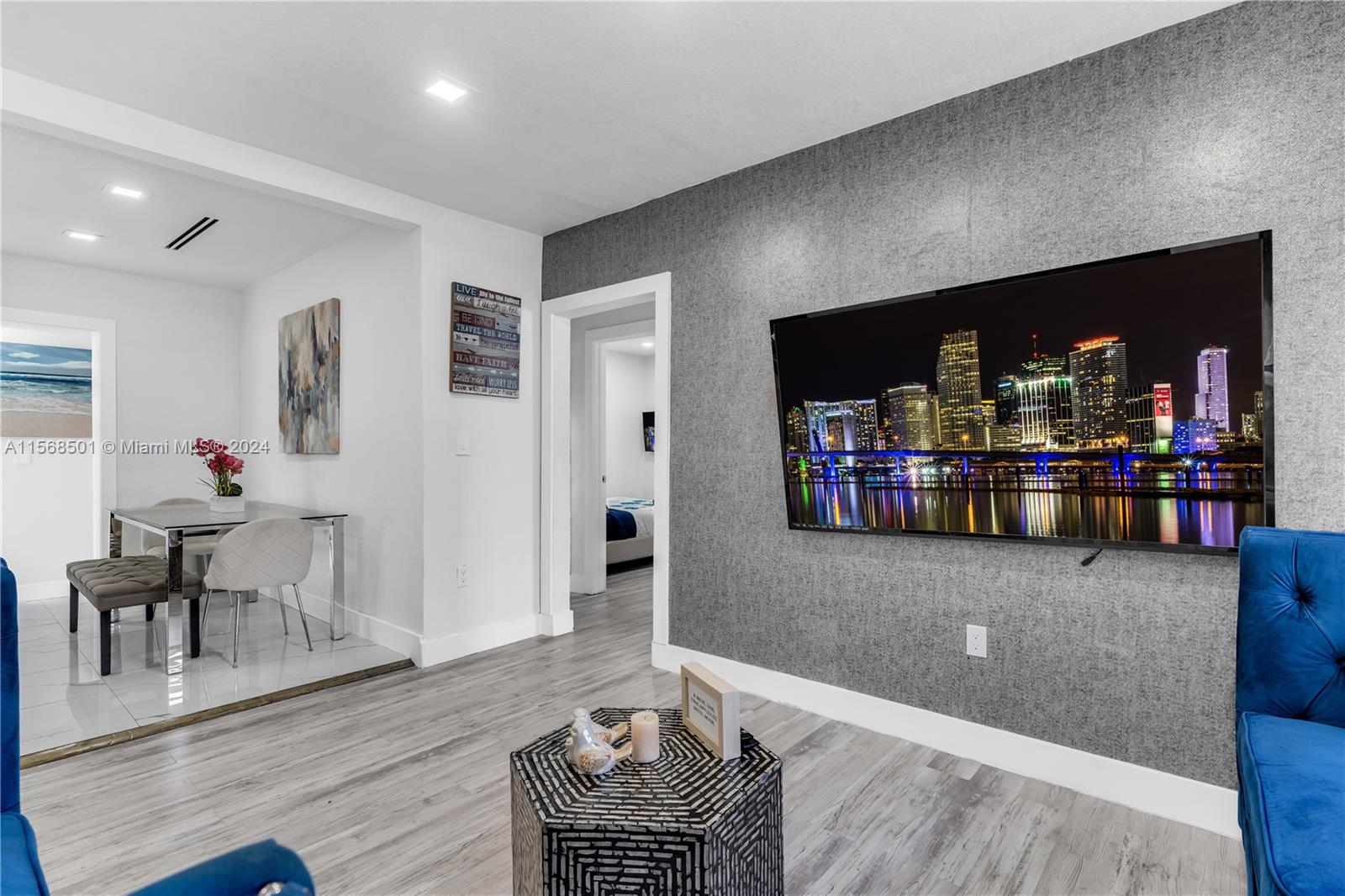 COLUMBIA PARK CORR PL - Residential