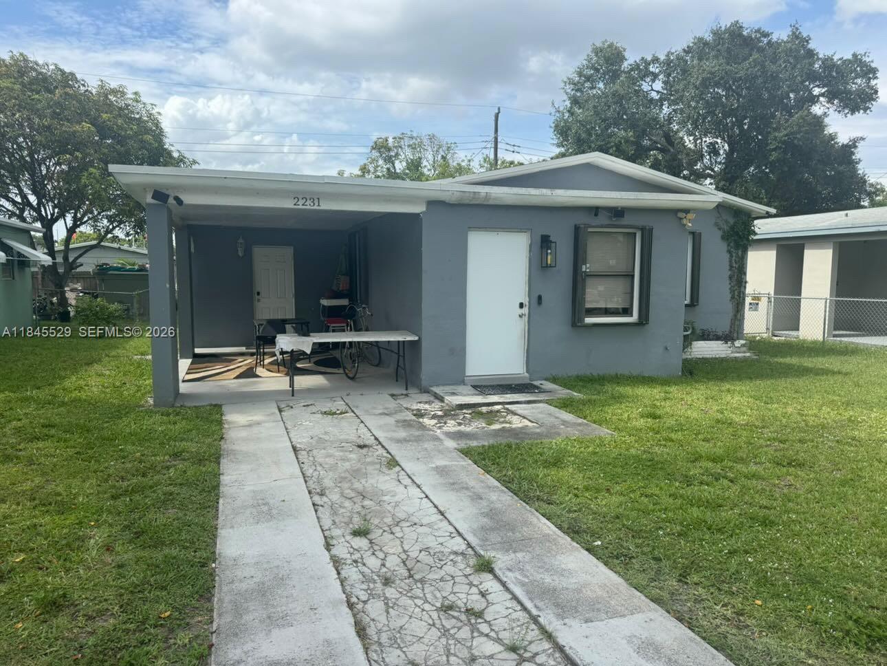 2231 NW 9th Ct