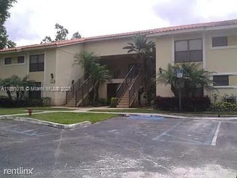 Photo of 1661 Balfour Point Dr #C, West Palm Beach, FL 33411 (MLS # A11891018) Photo of 1661 Balfour Point Dr #C, West Palm Beach, FL 33411 (MLS # A11891018)