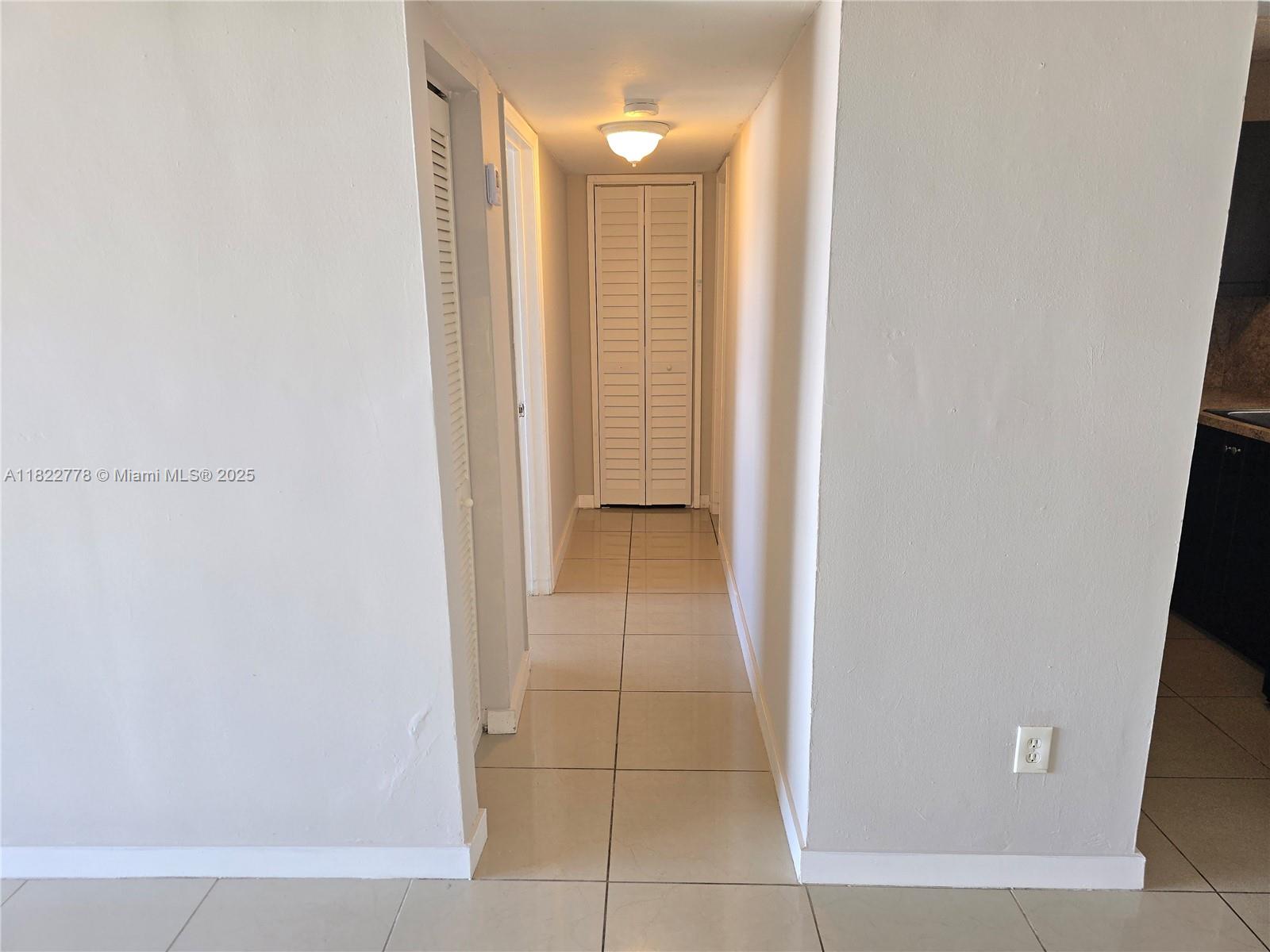13725 NE 6th Ave 305