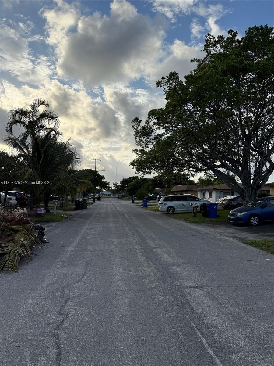 FT LAUDERDALE ESTATES - Residential Lease