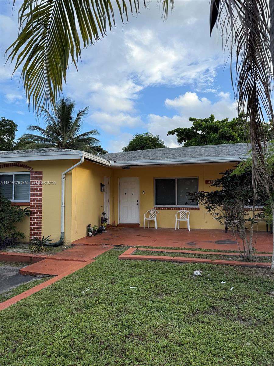 comfortable studio featuring a full kitchen, spacious living area, and private outdoor space. Located in a quiet neighborhood just minutes from shopping, dining, and Fort Lauderdale’s beautiful beaches. Water and electricity included! One assigned parking space. First, last month, and security deposit required.