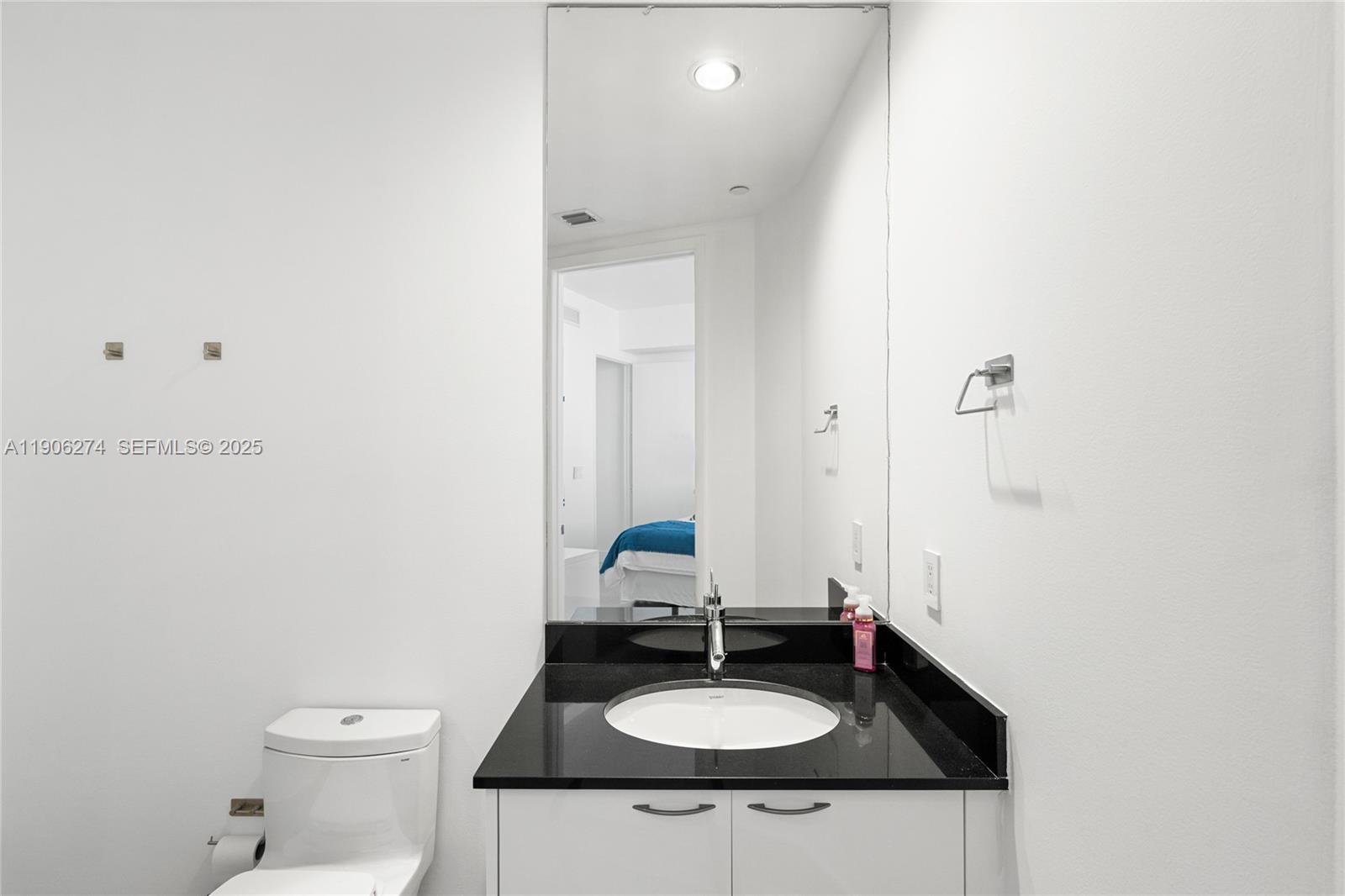 TRUMP TOWER II CONDO - Residential