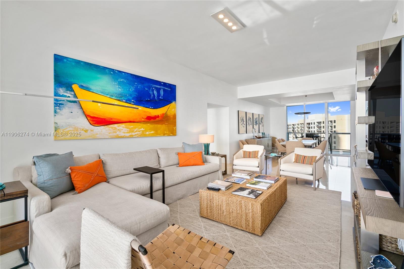 TRUMP TOWER II CONDO - Residential