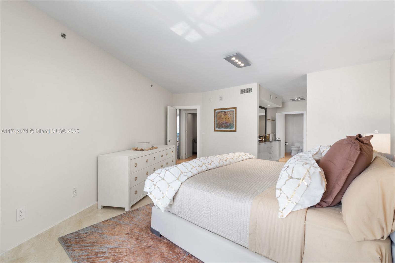 OCEAN THREE CONDO - Residential