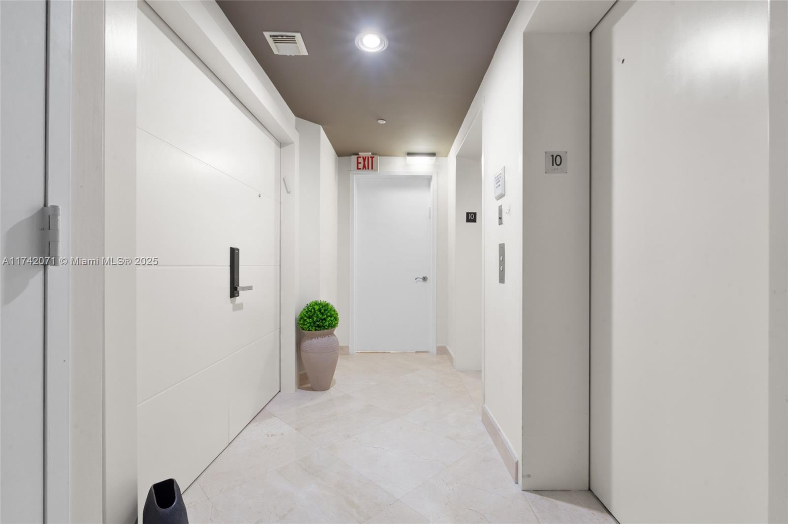 OCEAN THREE CONDO - Residential