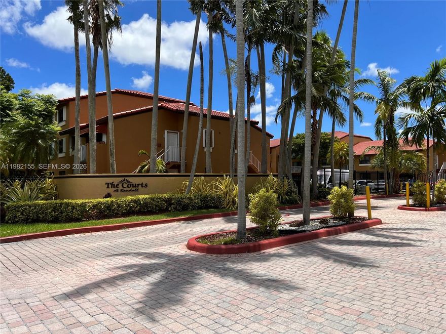 !! GREAT REMODELED CORNER UNIT 3/2 IN DESIRABLE GATED COMMUNITY COURTS OF KENDALL !! * TILED THROUGHOUT * NEW KITCHEN WITH QUARTZ * NEW BATHROOM * LAUNDRY ROOM * FRESHLY PAINTED… !! ENJOY ALL AMENITIES… POOL, TENNIS COURTS, RACQUETBALLS COURTS, GYM VOLLEYBALL, KIDS PLAYGROUND, PICNIC AREA, COMMUNITY LAKE… !! CLOSE TO BAPTIST HOSPITAL, A+SCHOOLS, WALMART, SHOPPING CENTERS & MORE…!! EASY TO SHOW ON SUPRA…