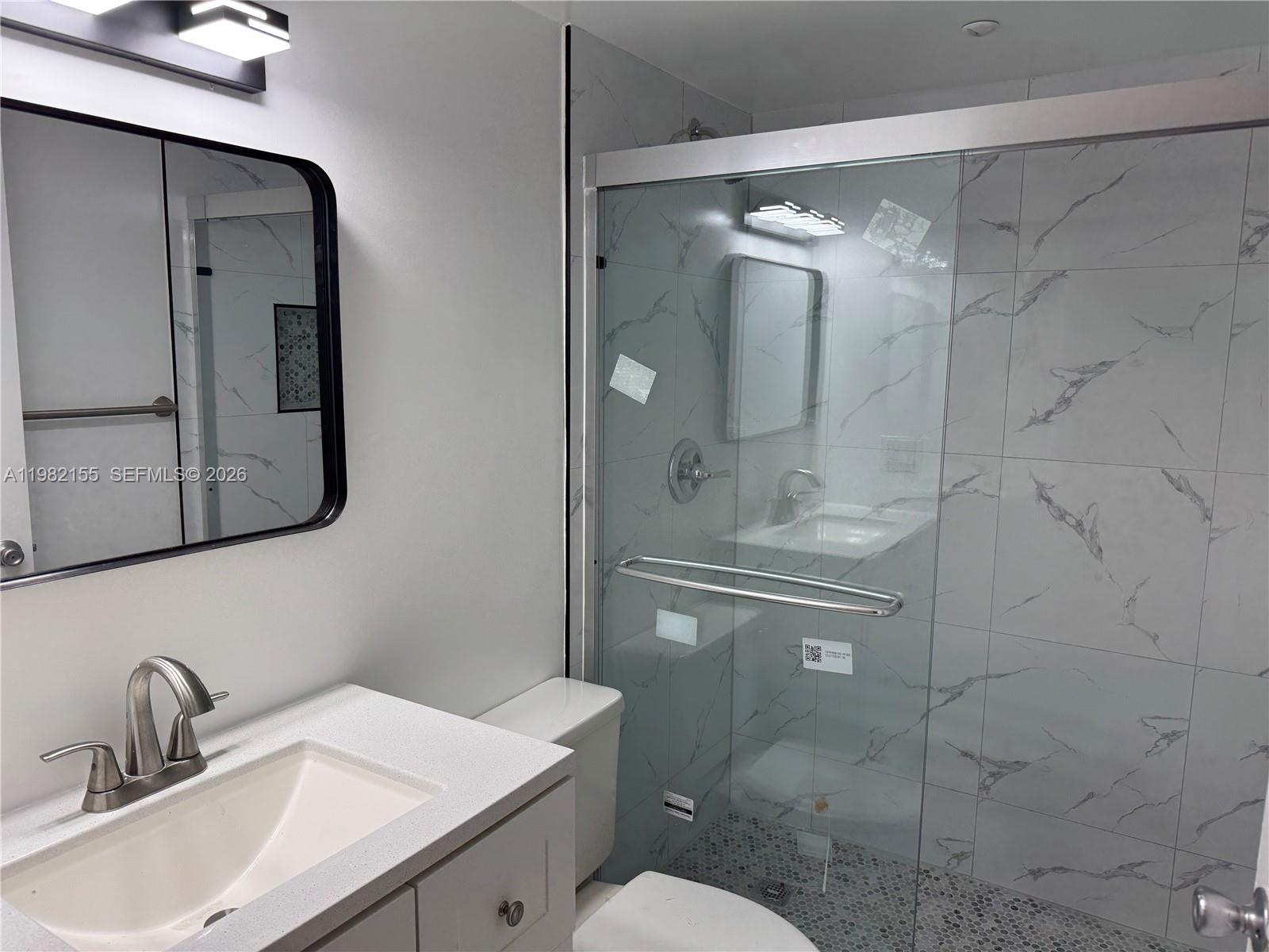 THE COURTS AT KENDALL - Residential Lease