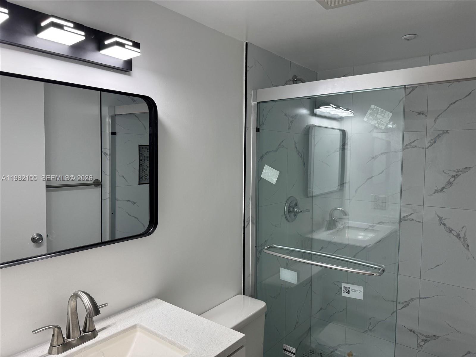 THE COURTS AT KENDALL - Residential Lease