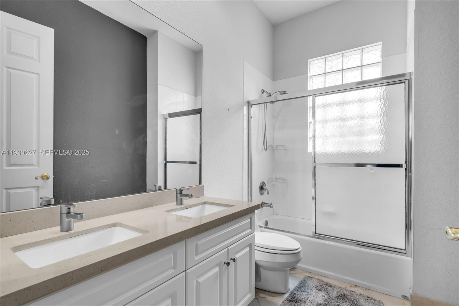 THREE ISLANDS 3RD SECTION - Residential