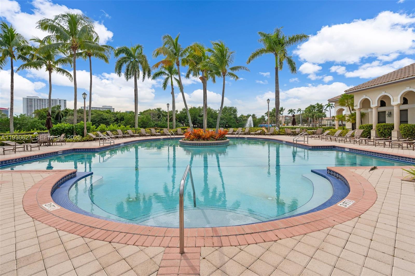 THREE ISLANDS 3RD SECTION - Residential