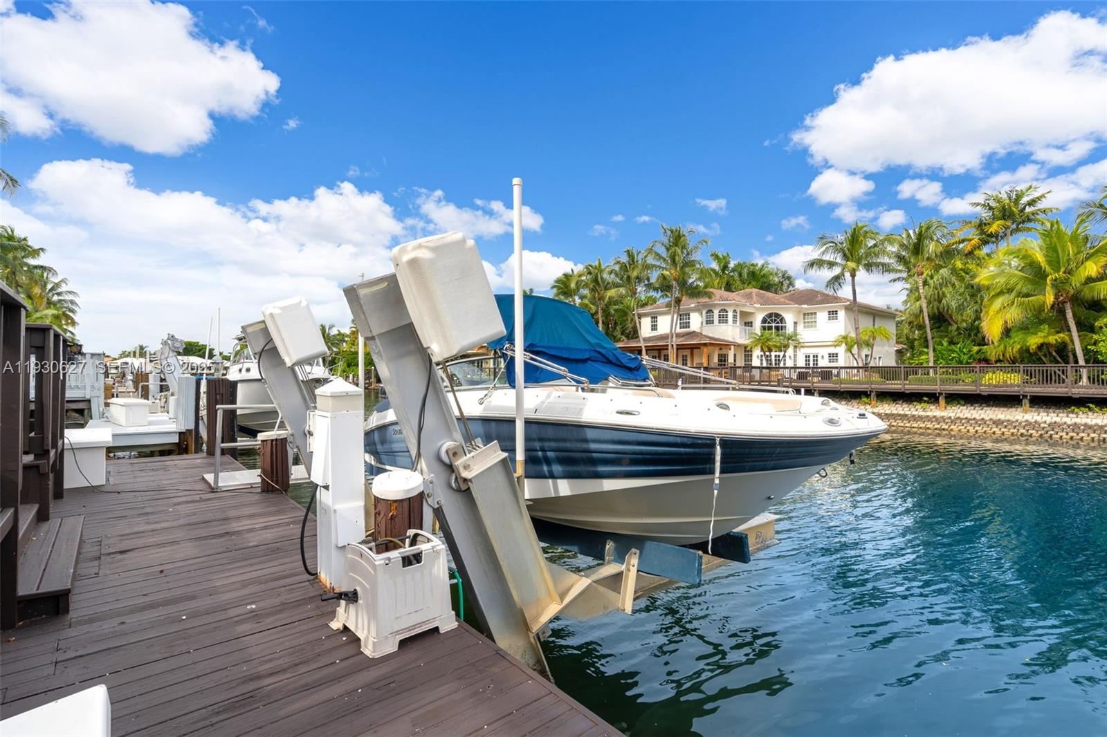 THREE ISLANDS 3RD SECTION - Residential