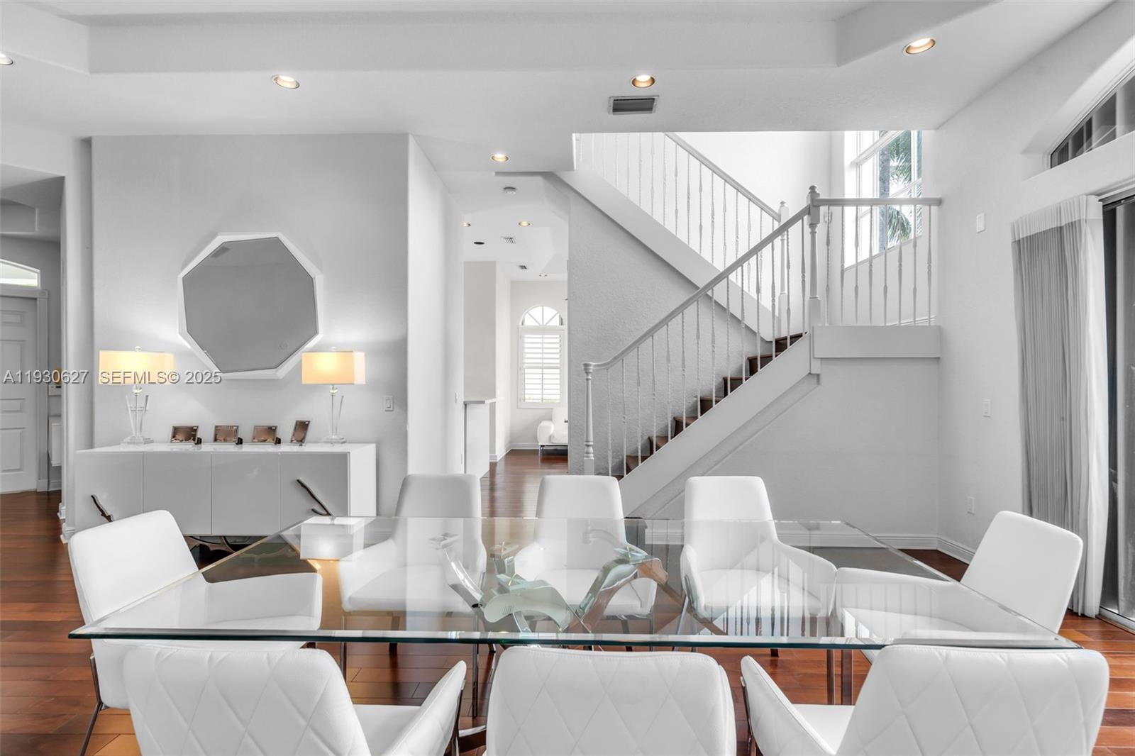 THREE ISLANDS 3RD SECTION - Residential