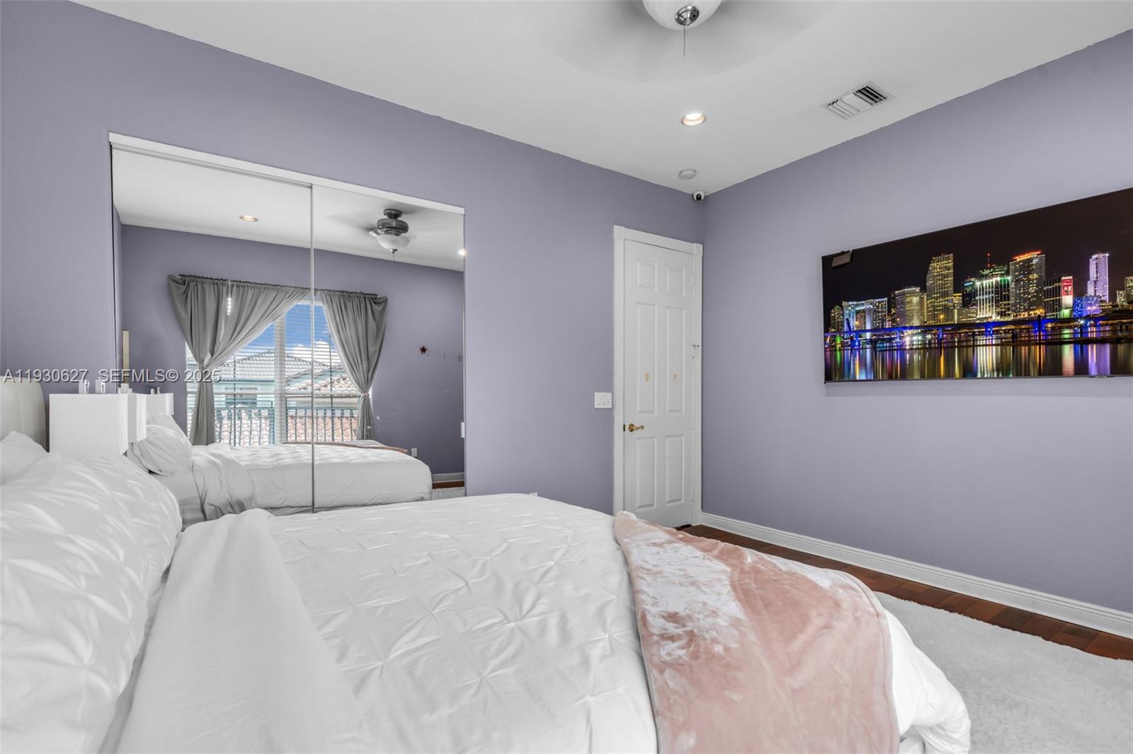 THREE ISLANDS 3RD SECTION - Residential