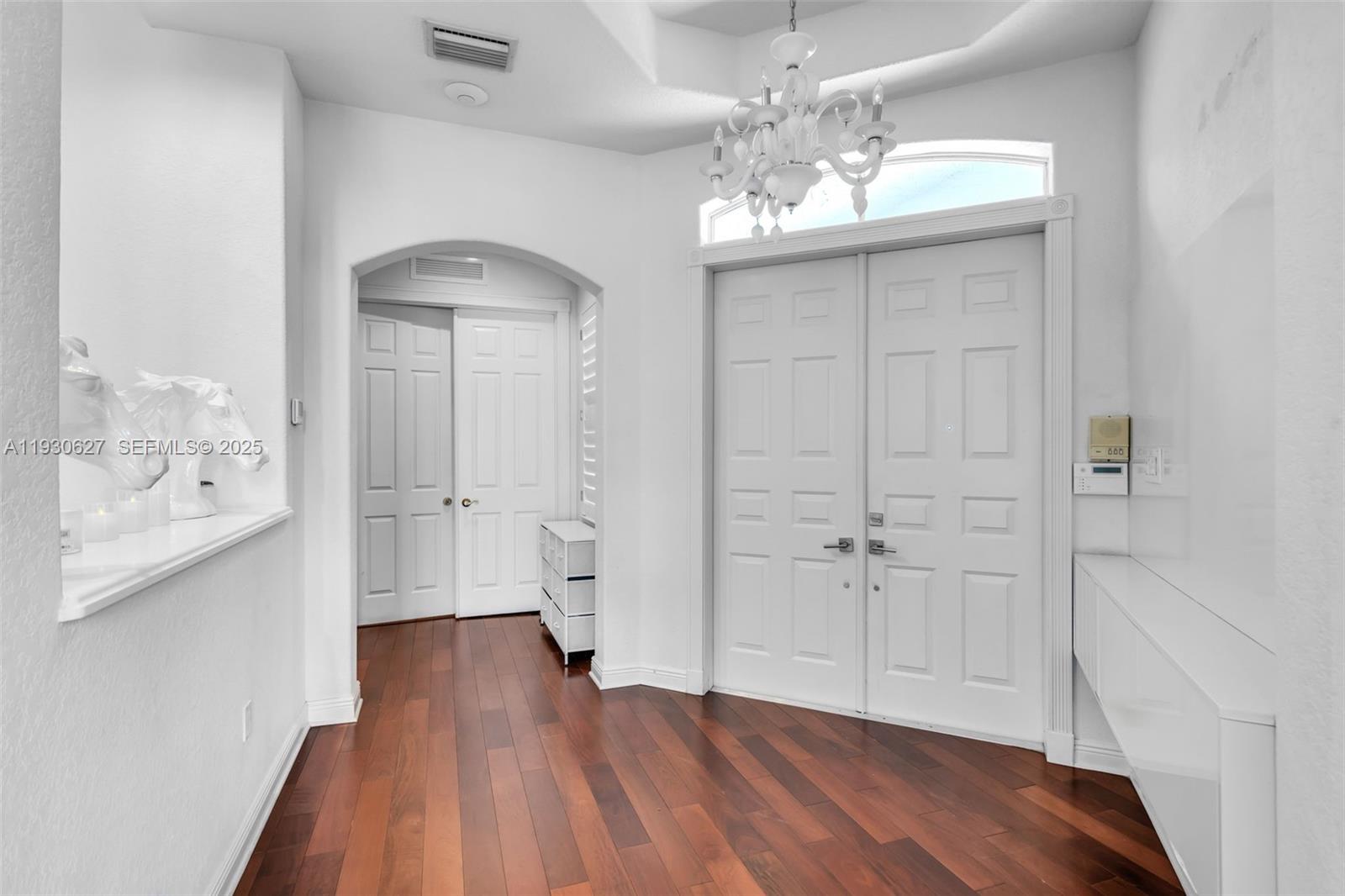 THREE ISLANDS 3RD SECTION - Residential