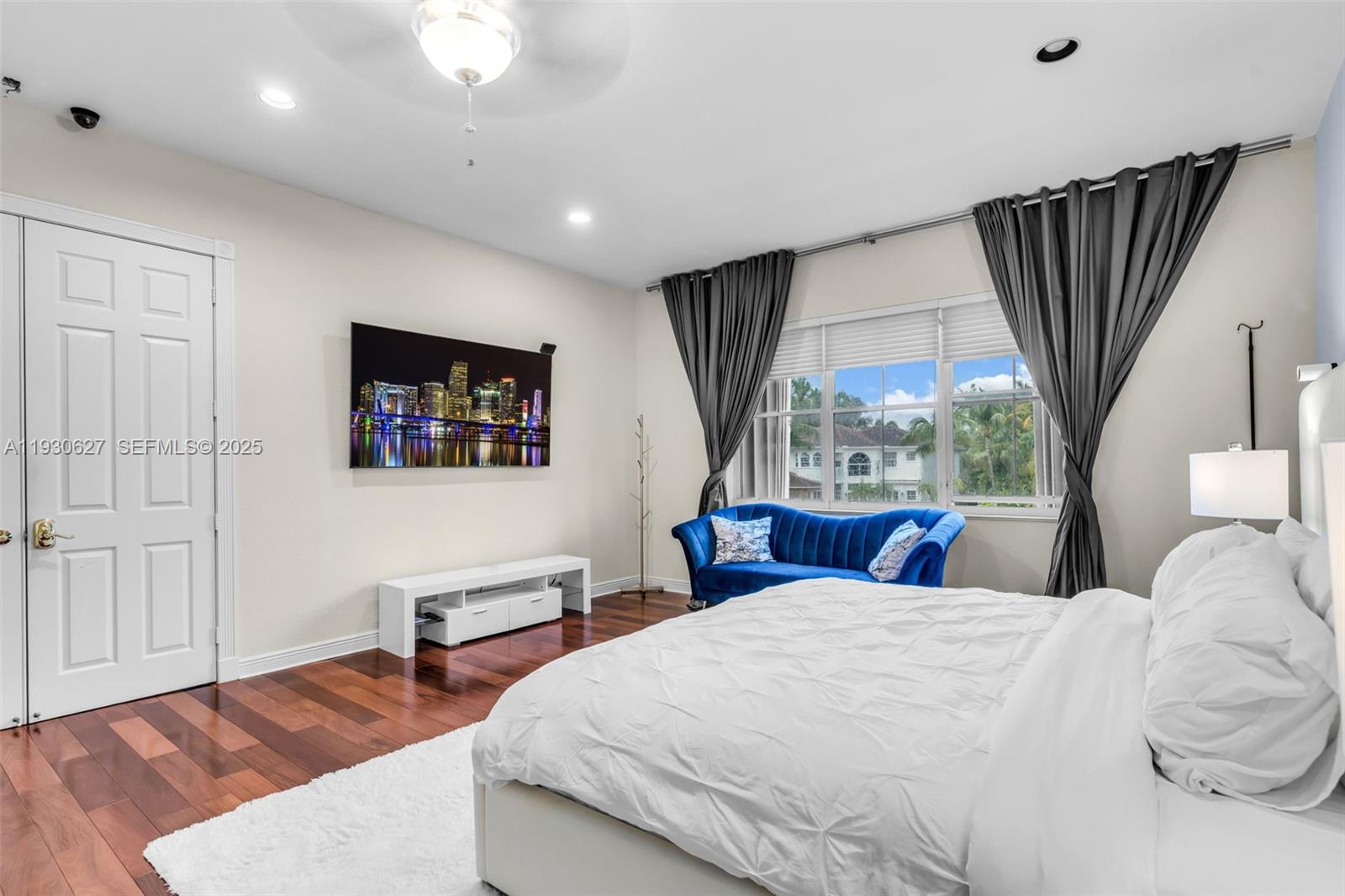 THREE ISLANDS 3RD SECTION - Residential