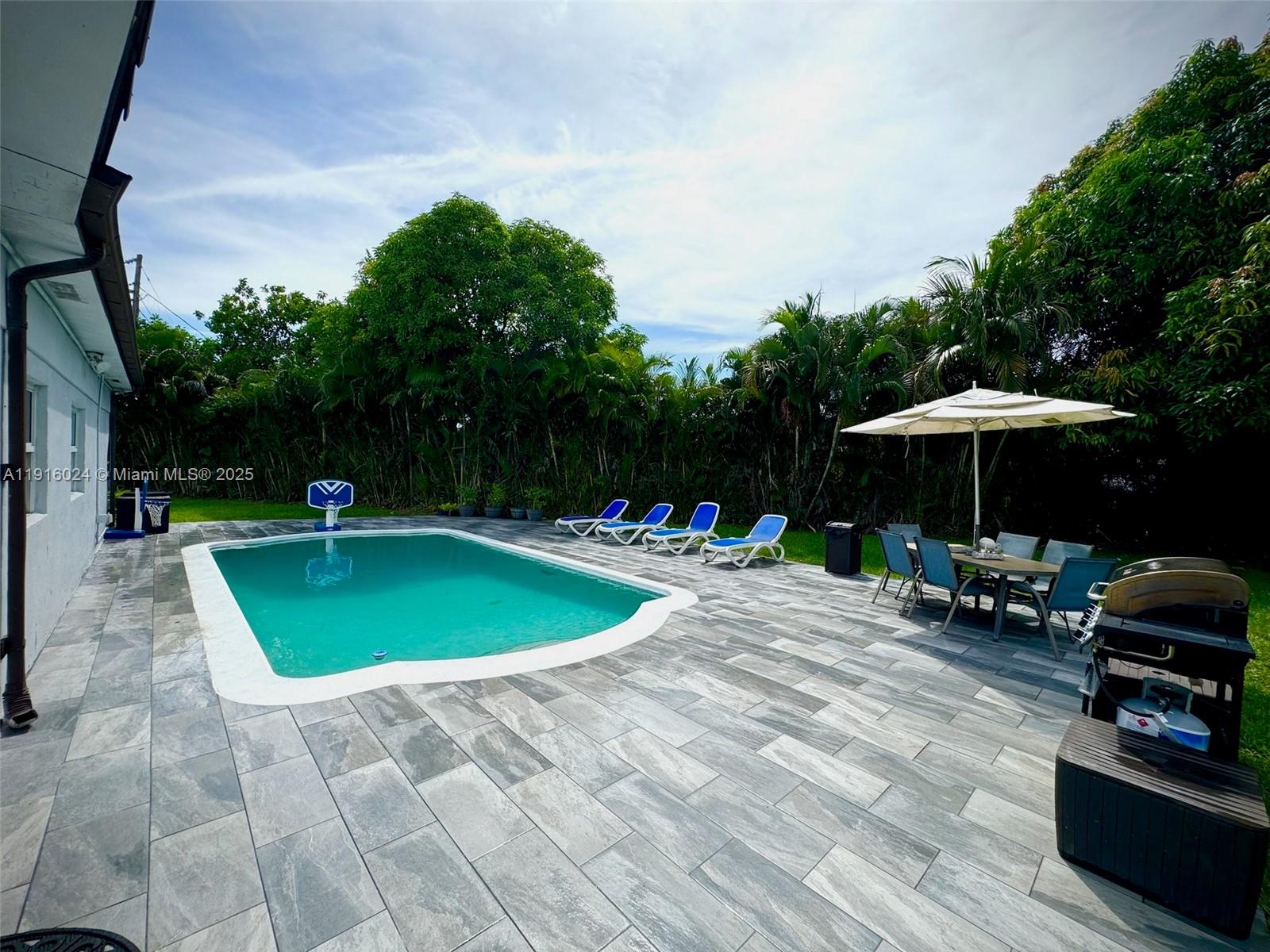 ORIOLE ESTATES SEC 6 - Residential