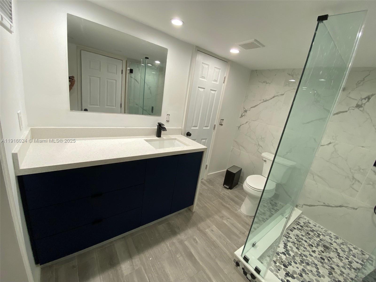 ORIOLE ESTATES SEC 6 - Residential