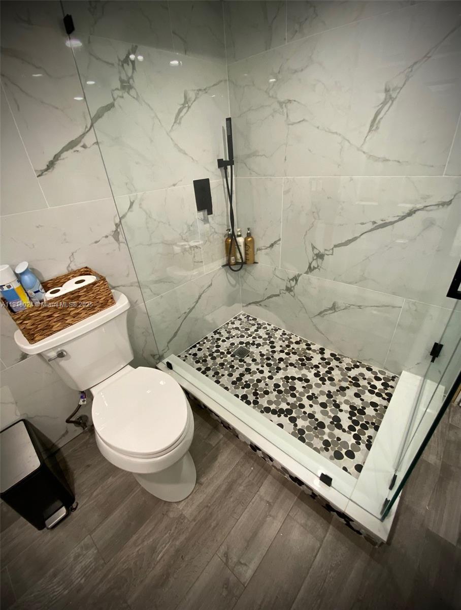 ORIOLE ESTATES SEC 6 - Residential