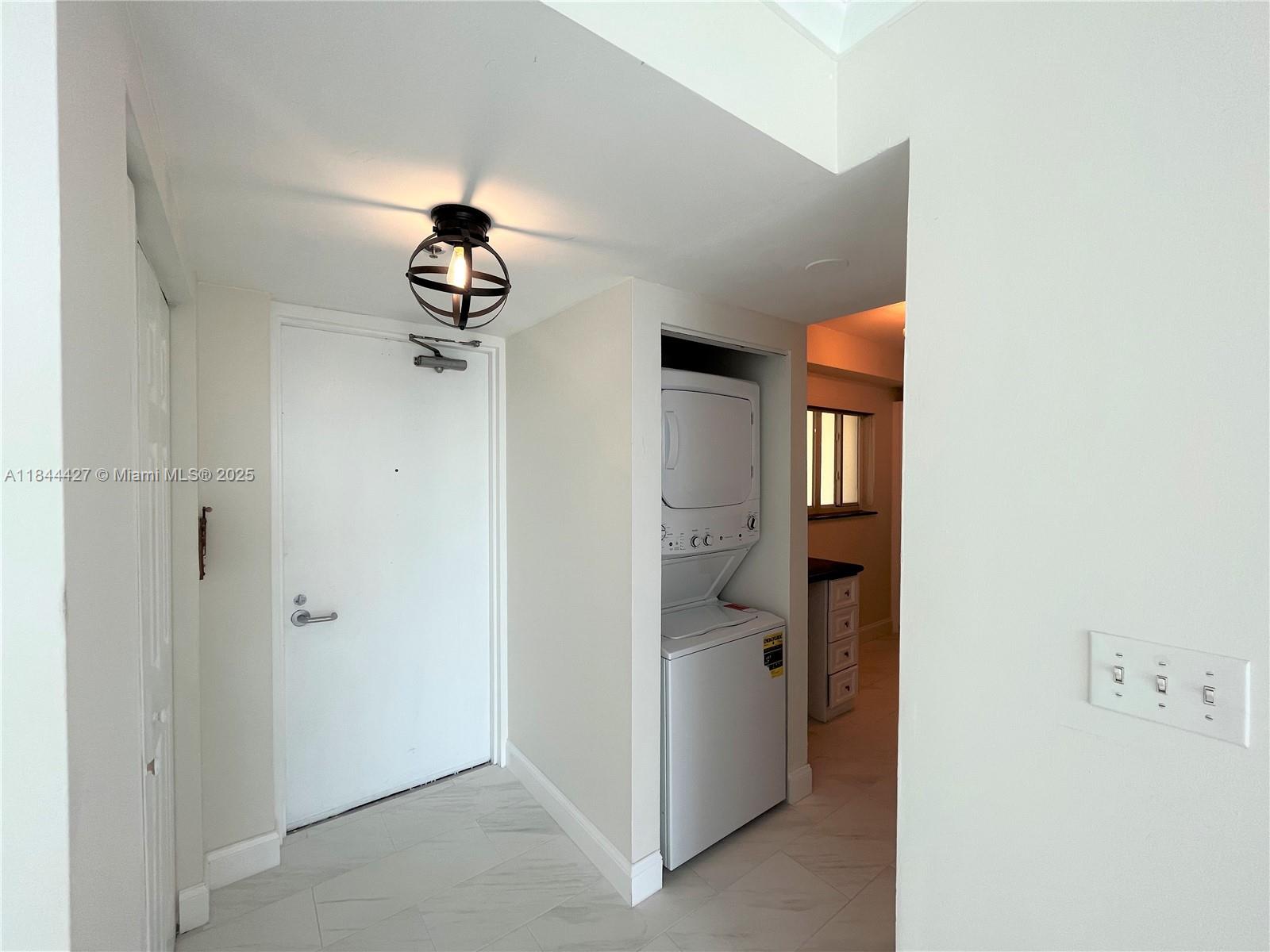 8888 Collins Ave 308