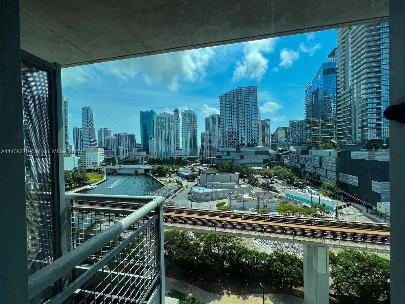 NEO VERTIKA CONDO - Residential