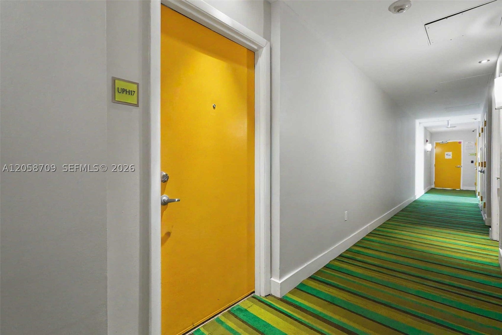 133 NE 2nd Ave 3617