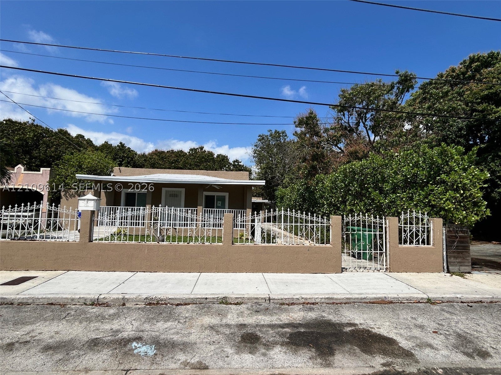 261 NW 49th St A