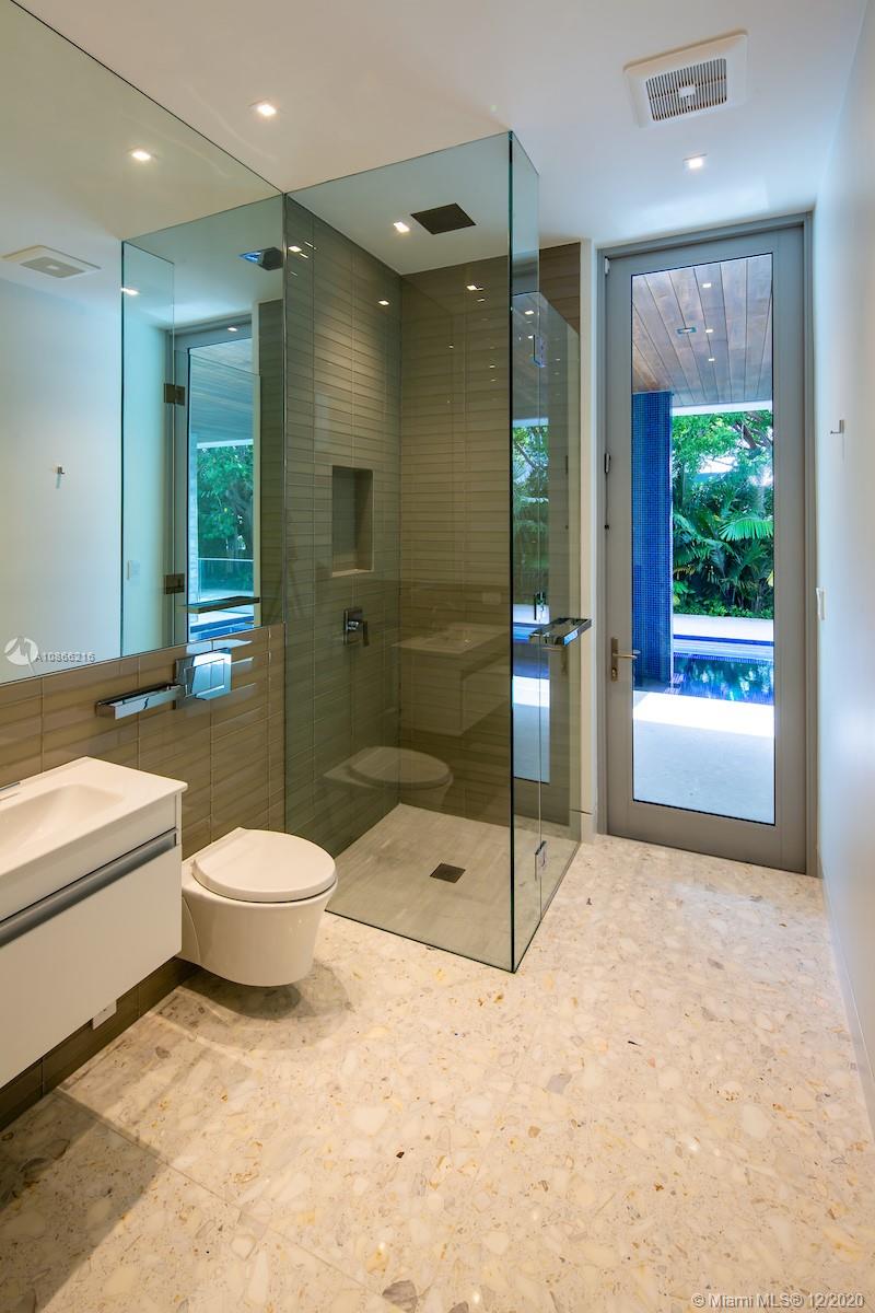 HOLIDAY COLONY - Residential