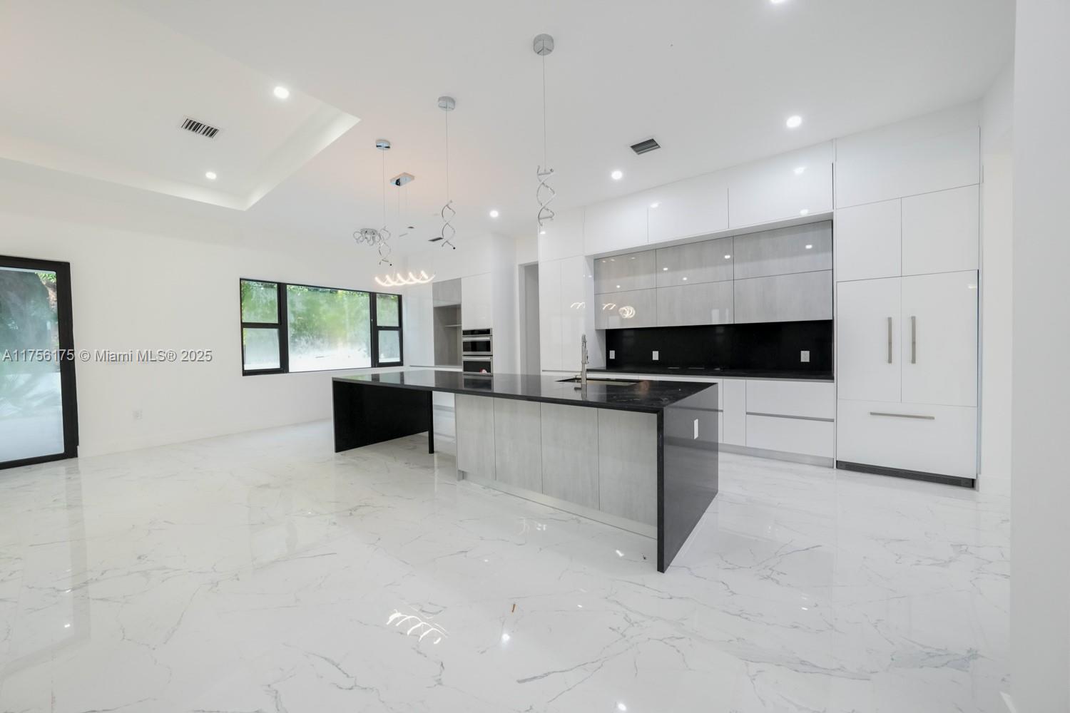 13083 Davie Oaks Dr
