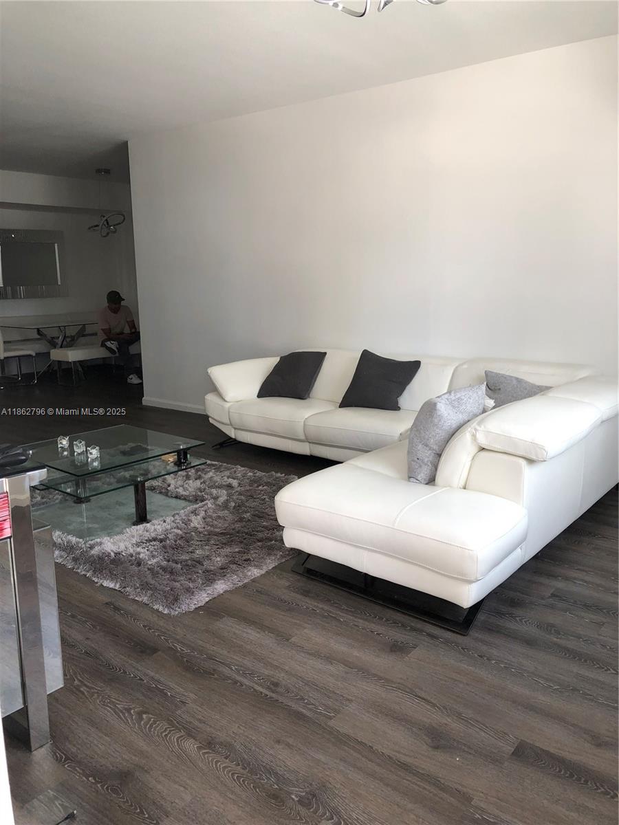 NURIVER LANDING CONDO - Residential