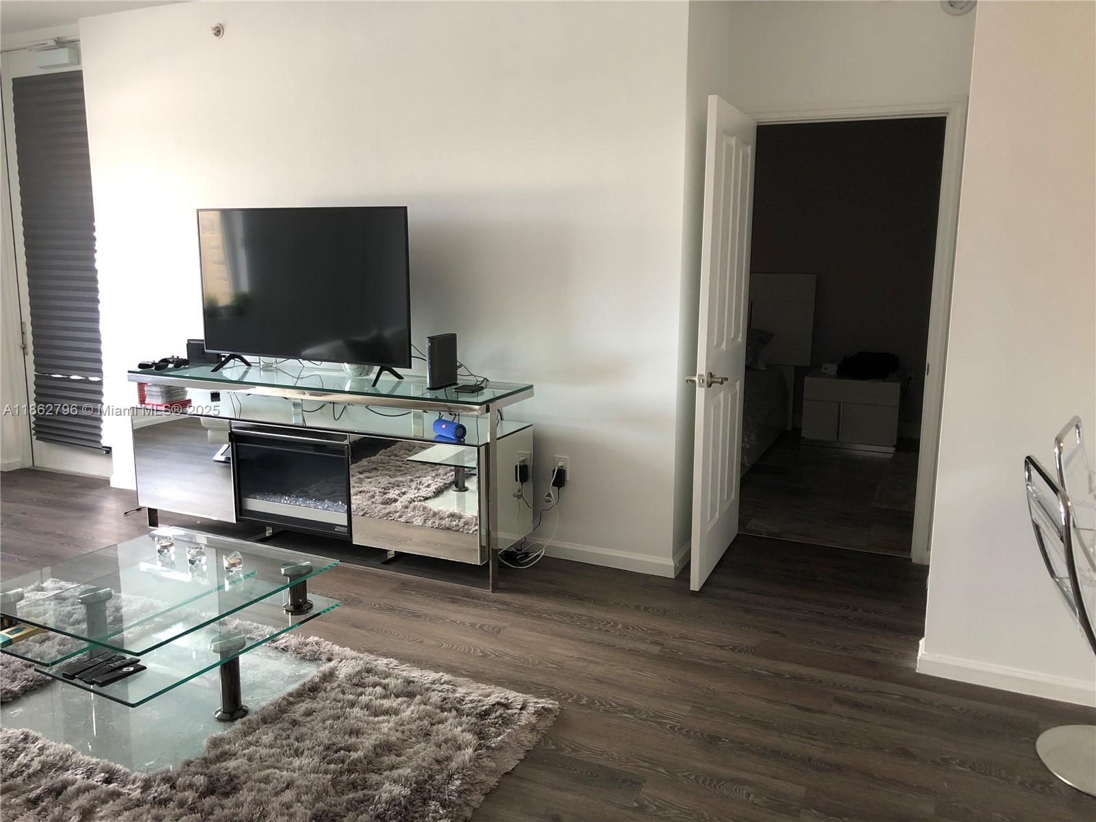 NURIVER LANDING CONDO - Residential