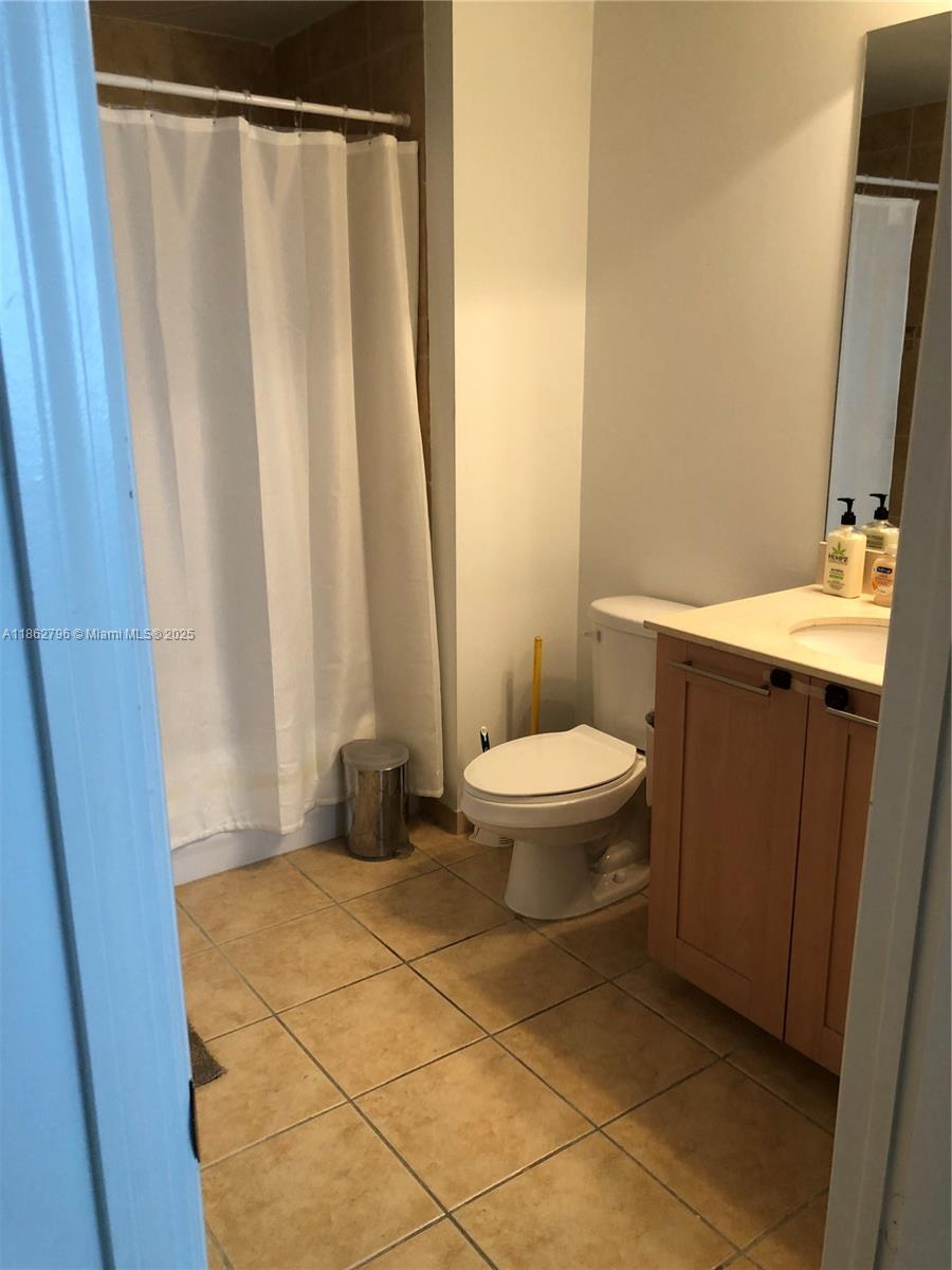 NURIVER LANDING CONDO - Residential