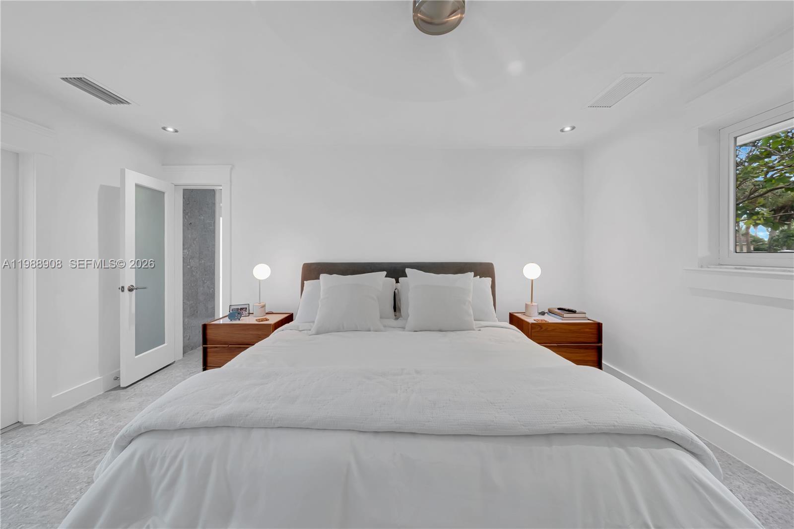 THOUSAND PINES - Residential