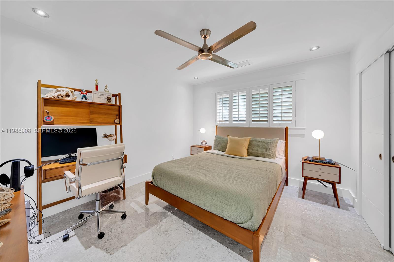 THOUSAND PINES - Residential