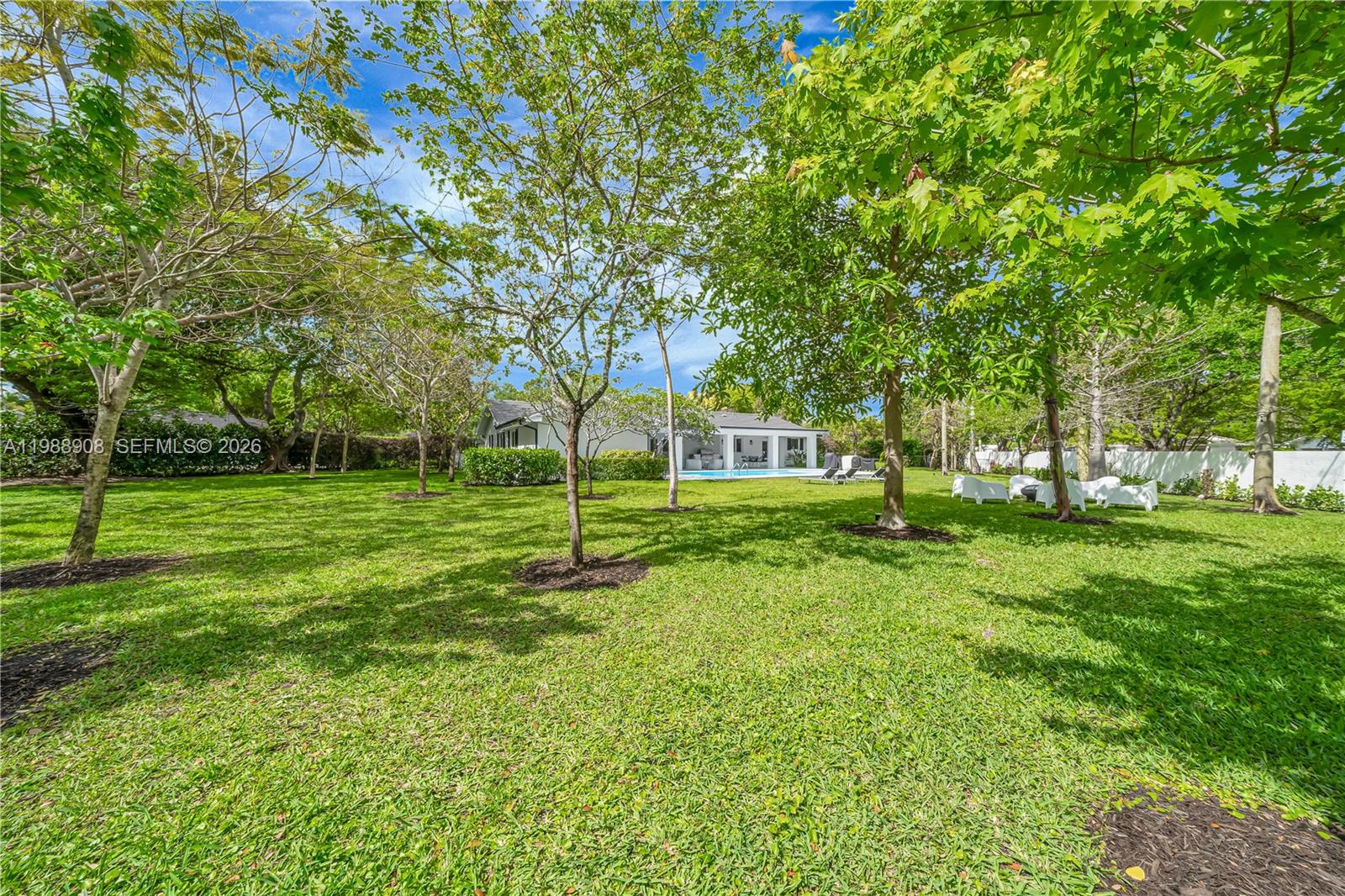 THOUSAND PINES - Residential