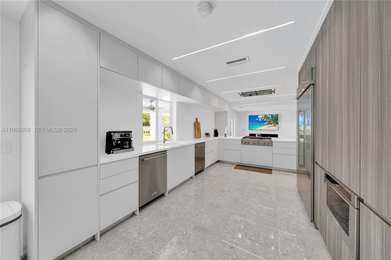 THOUSAND PINES - Residential